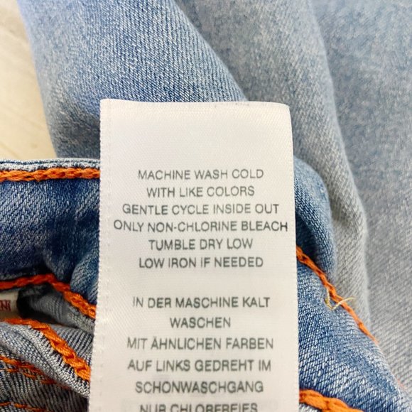 True Religion | Girl's Light Wash Orange Stitch Big T Straight Jeans | Size: 6Y - Picture 6 of 7